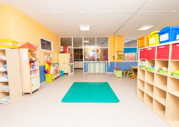 aula-nido-asilo-guidonia