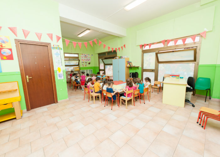 aula-infanzia-bambini-asilo-guidonia